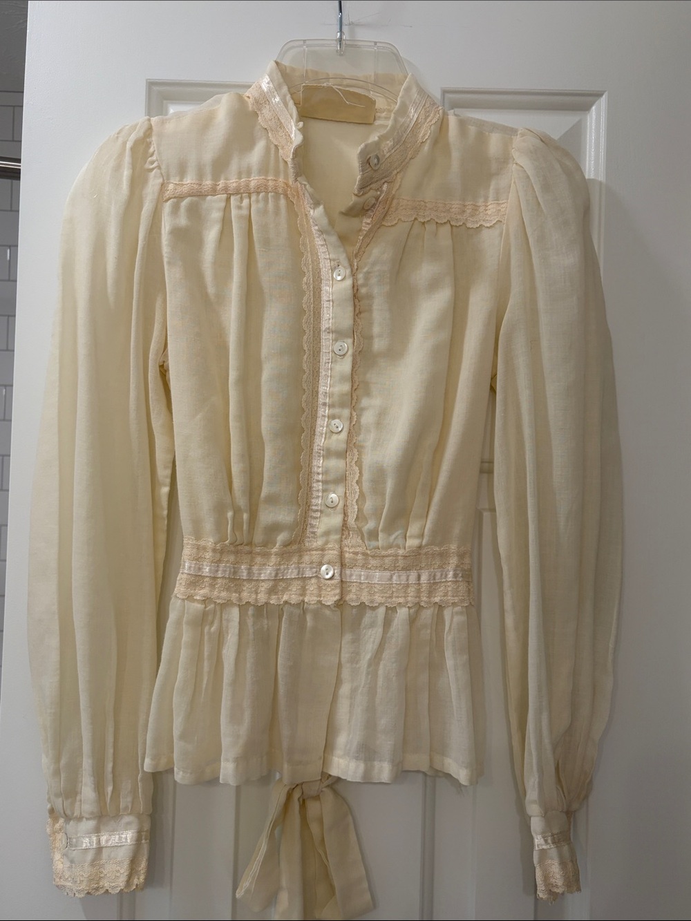 Vintage Cream Lace Trim Button Blouse by (Jessica’s Gunnies San Fran) Gunne Sax